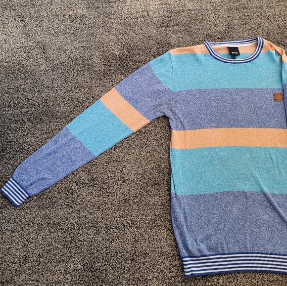 Bench Long Sleeve - Large - Picture 3 of 4